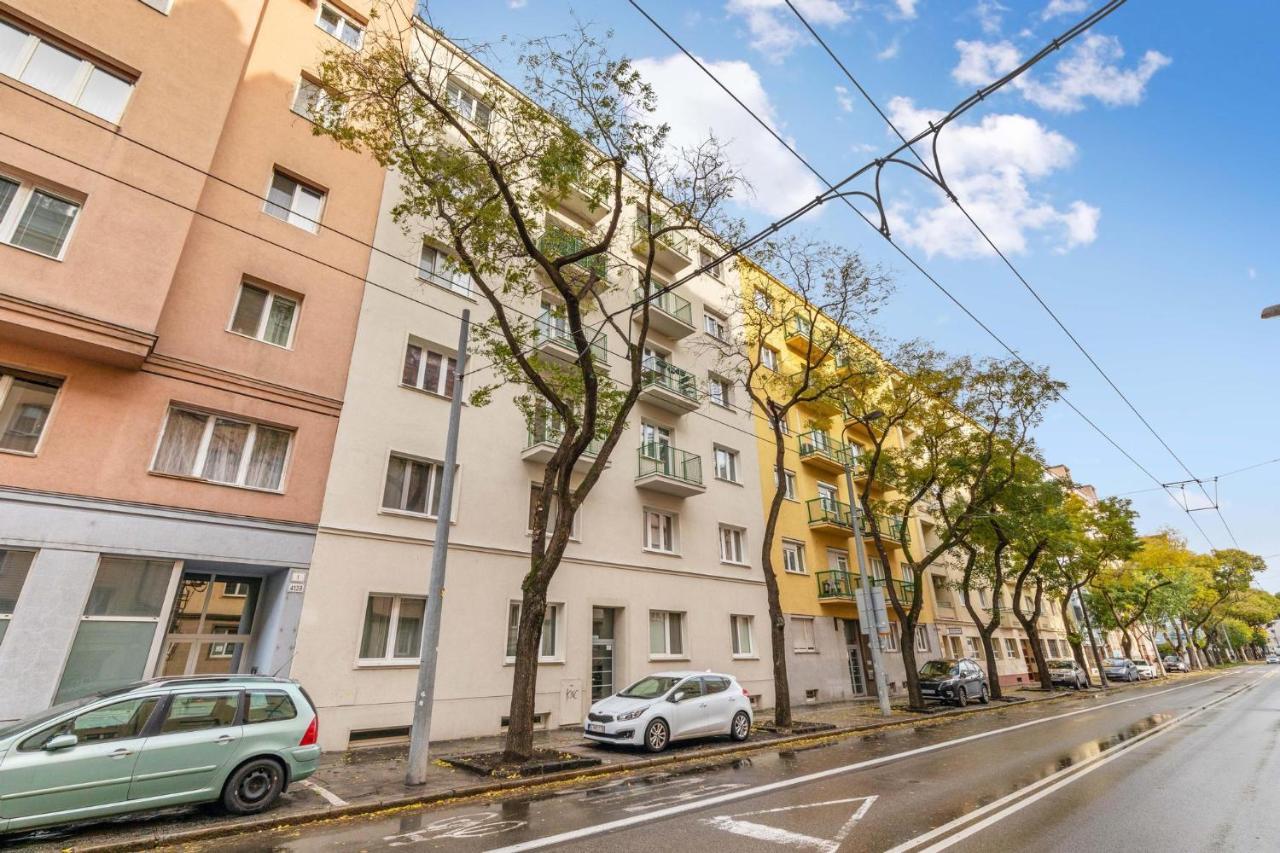 Paradise Retreat In Central Bratislava Exterior photo